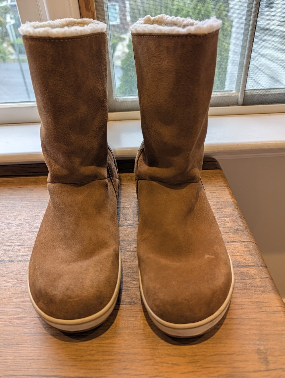 Sorel Glacy Waterproof Suede Winter Snow Boots Camel Faux Fur Shearling US 9.5 N